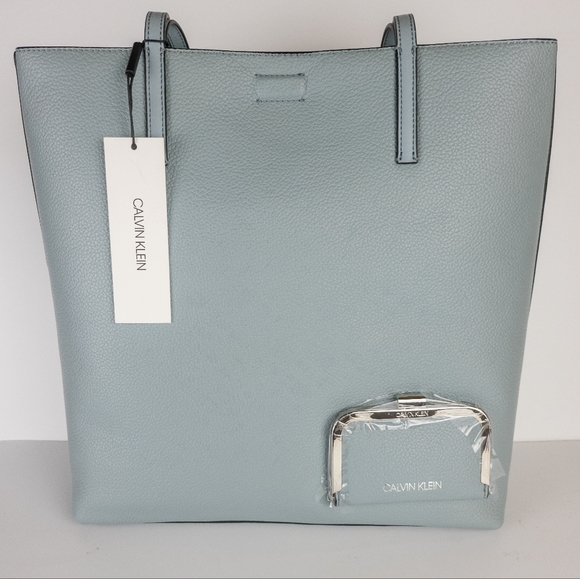 Calvin Klein Bella Tote -Twilight Blue - Picture 2 of 4